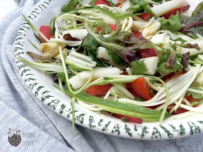 Veganer Spargel Zucchini Salat