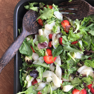 Erdbeer Spargel Salat - Vegan, Saisonal und Lecker